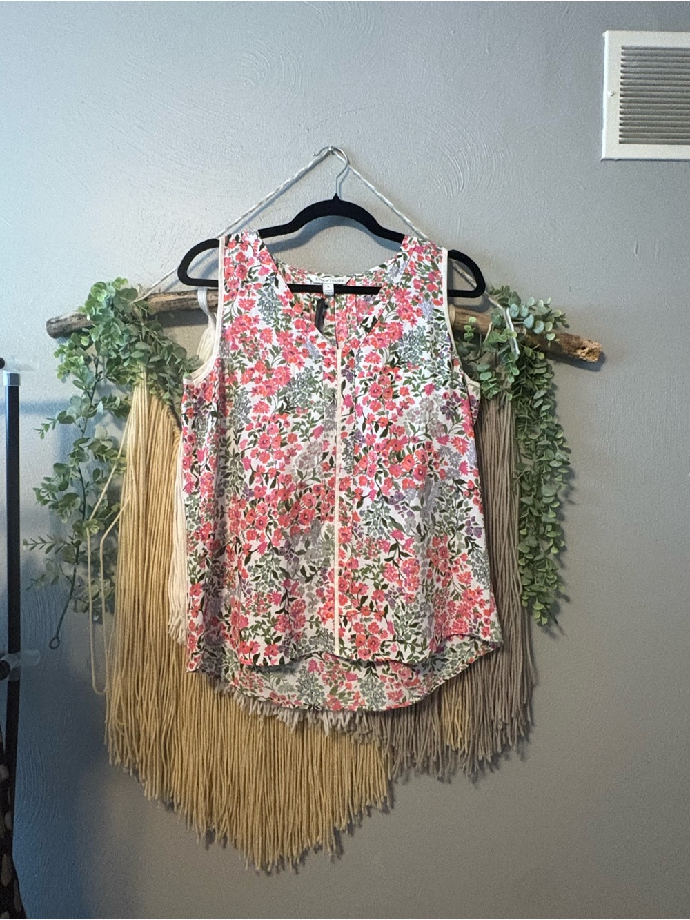 Floral Sleeveless Tank Top - Pink